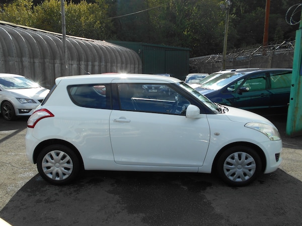Used Suzuki Swift 2013 for sale - 76207179: Photo 8