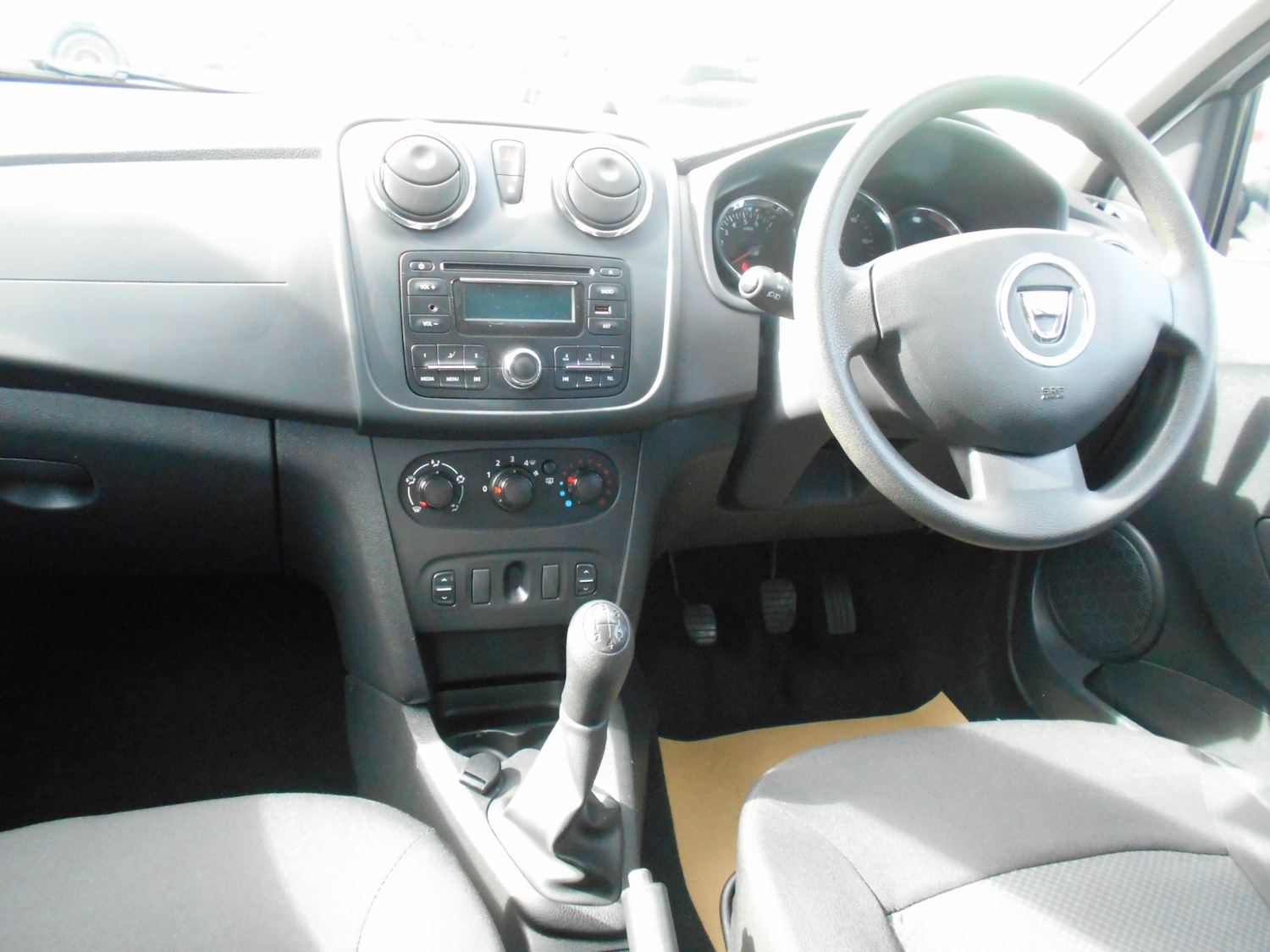 Used Dacia Sandero 2015 for sale - 78027240: Photo 11