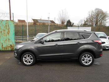 Used Ford Kuga 2017 for sale - 77196601: Photo