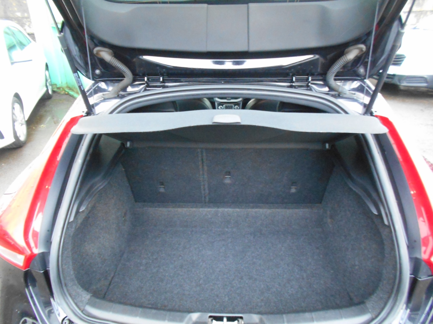 Used Volvo V40 2017 for sale - 76366746: Photo 13