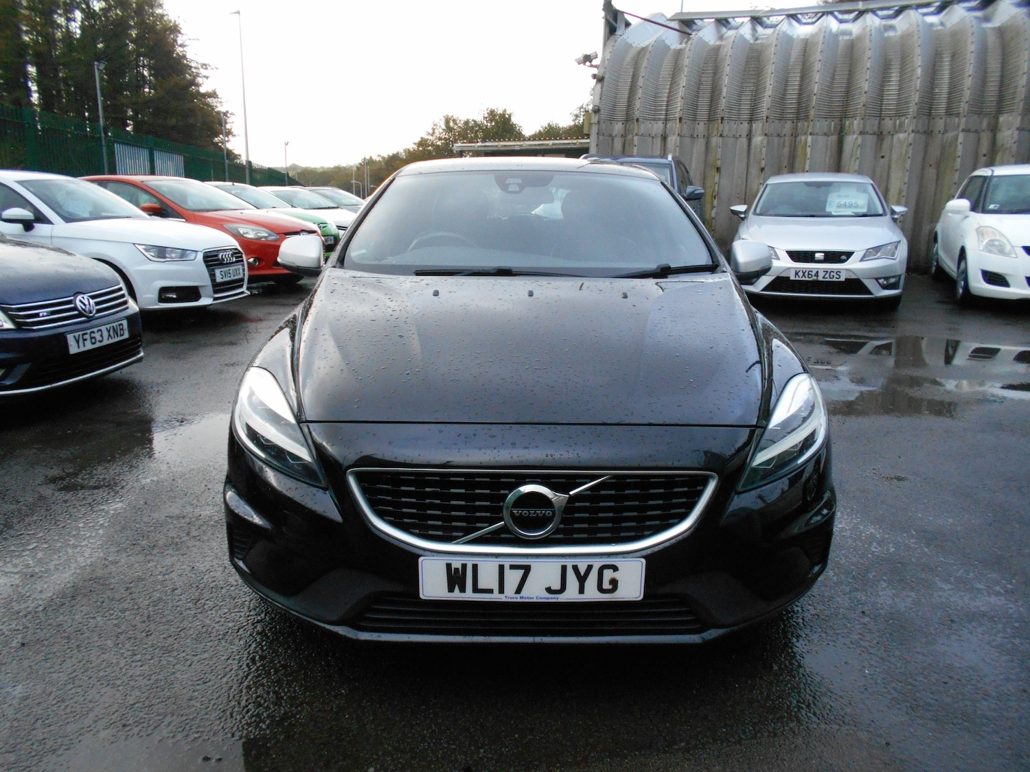Used Volvo V40 2017 for sale - 76366746: Photo 2