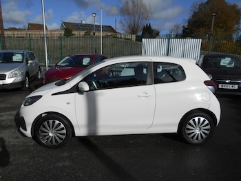 Used Peugeot 108 2016 for sale - 76541644: Photo
