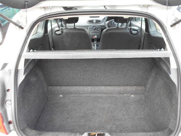 Used Renault Clio 2008 for sale - 76219272: Photo 15
