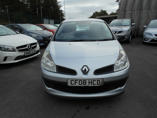 Used Renault Clio 2008 for sale - 76219272: Photo 2