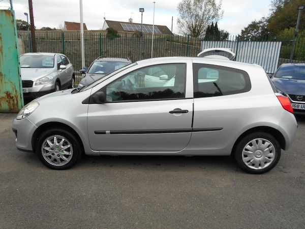 Used Renault Clio 2008 for sale - 76219272: Photo 4