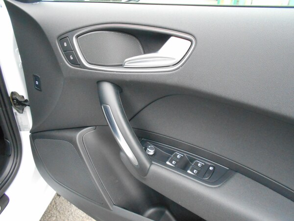 Used Audi A1 2015 for sale - 76232420: Photo 14