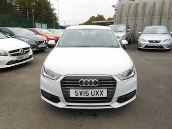 Used Audi A1 2015 for sale - 76232420: Photo 2