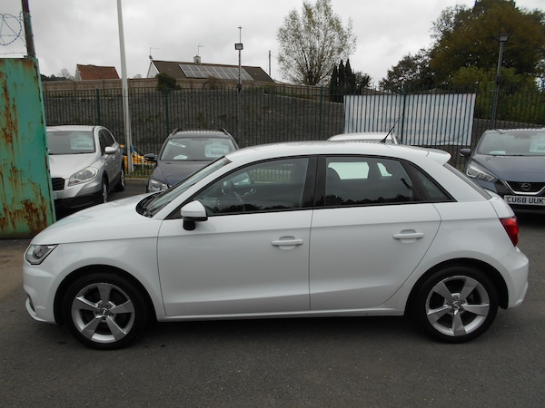 Used Audi A1 2015 for sale - 76232420: Photo 4