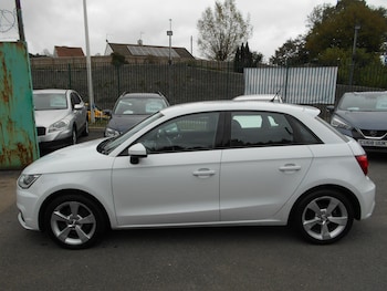 Used Audi A1 2015 for sale - 76232420: Photo 4