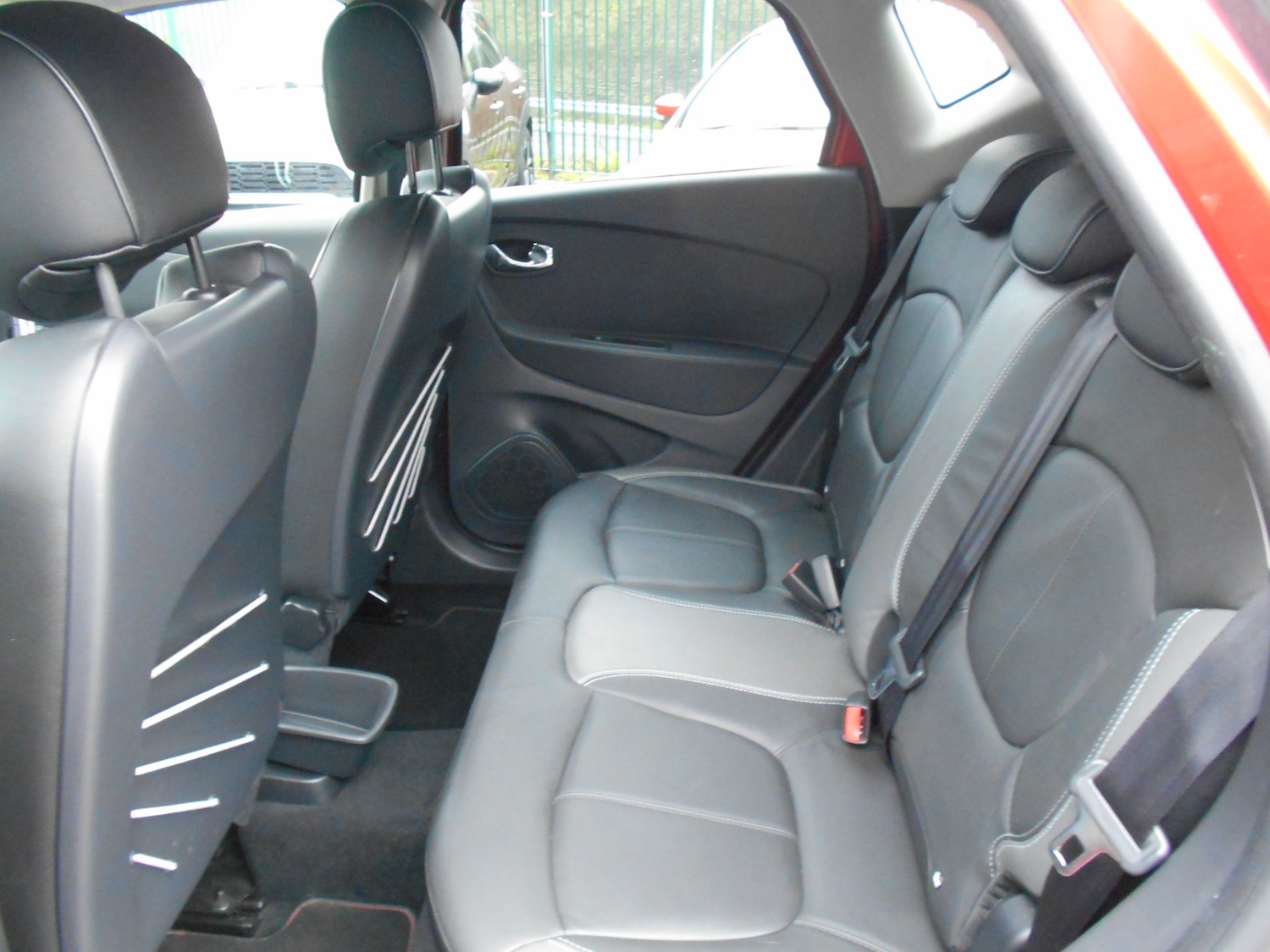 Used Renault Captur 2015 for sale - 77023483: Photo 12