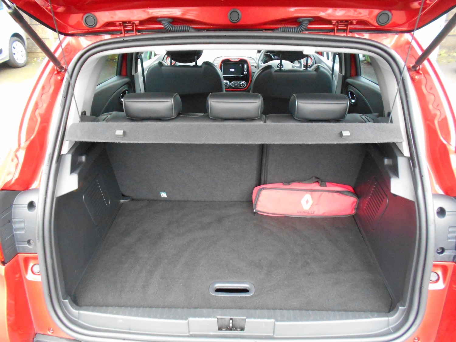 Used Renault Captur 2015 for sale - 77023483: Photo 19