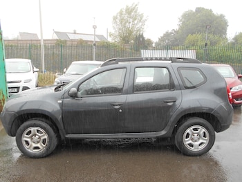 Used Dacia Duster 2018 for sale - 79429781: Photo