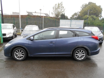 Used Honda Civic 2015 for sale - 75995136: Photo 4