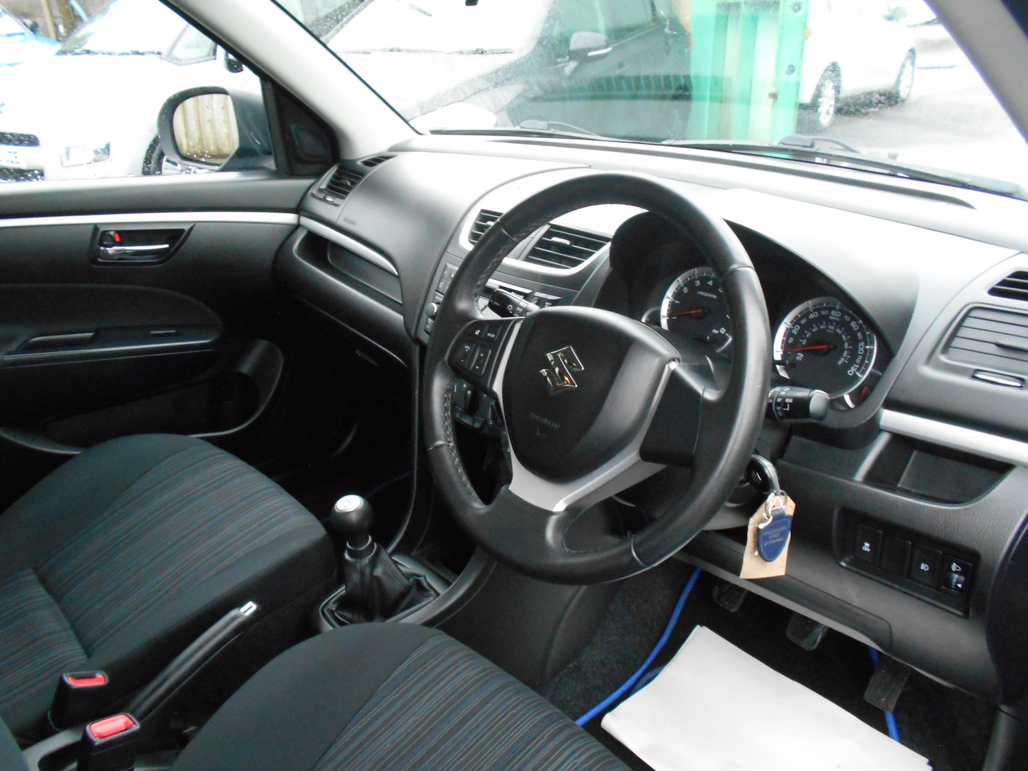 Used Suzuki Swift 2015 for sale - 77845748: Photo 10