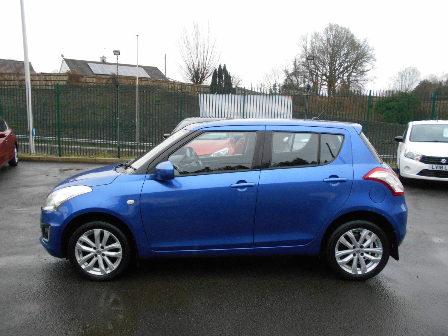 Used Suzuki Swift 2015 for sale - 77845748: Photo 4