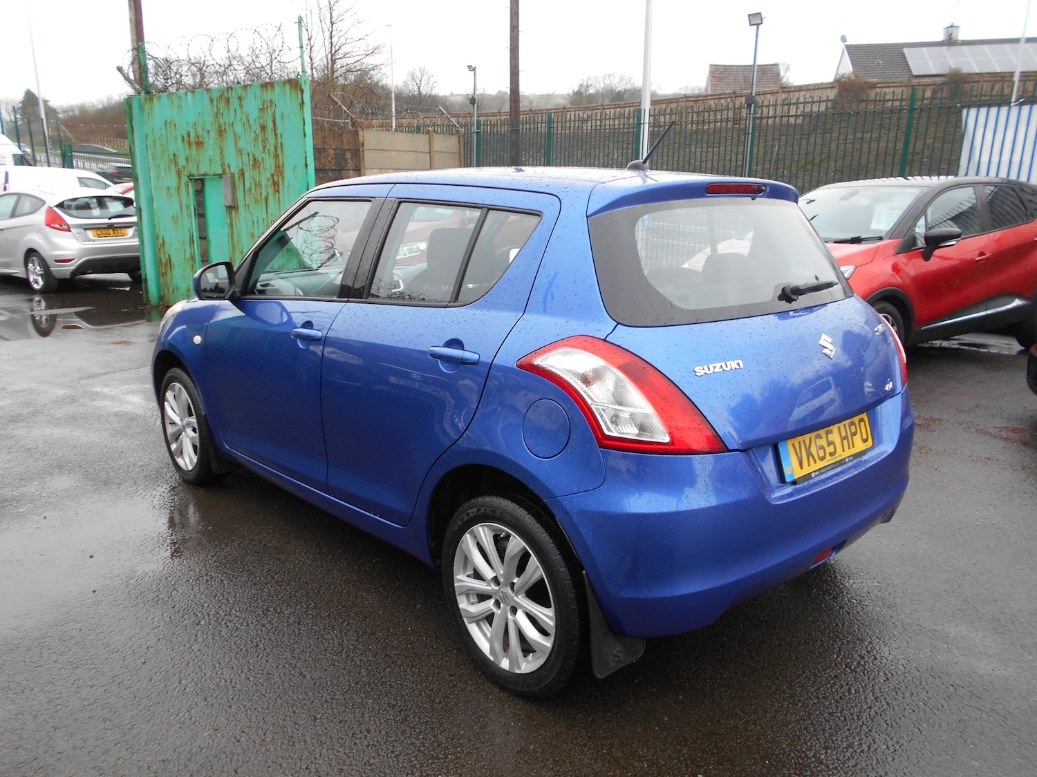 Used Suzuki Swift 2015 for sale - 77845748: Photo 5