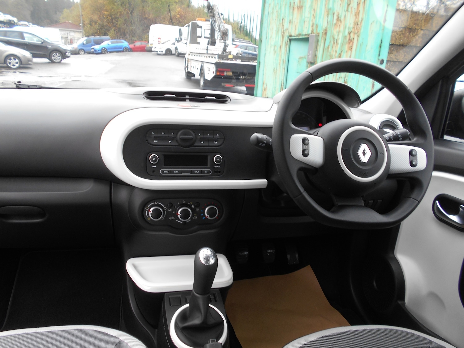 Used Renault Twingo 2017 for sale - 76462183: Photo 13