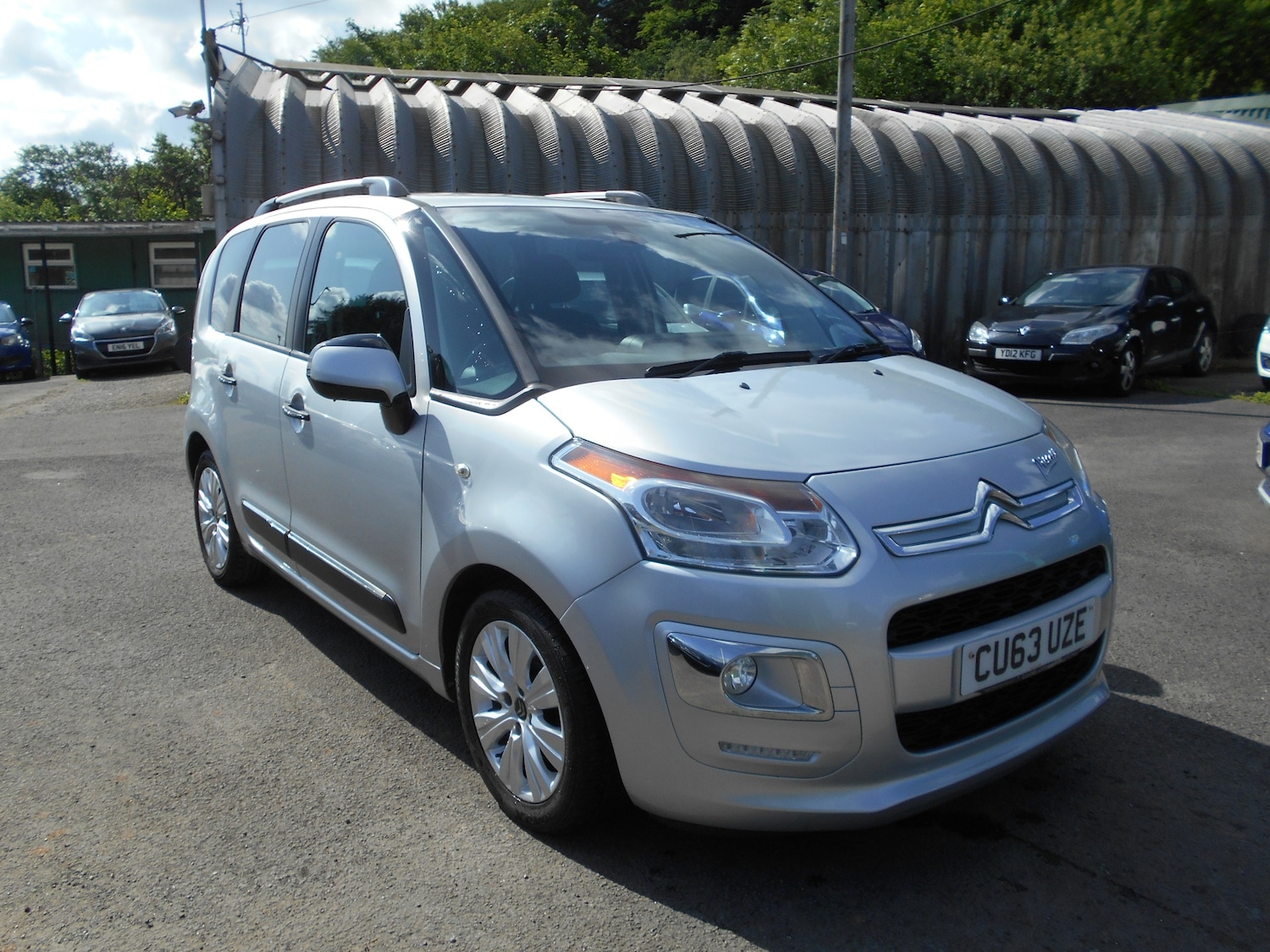 Vehicle 1