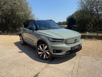 Used Volvo XC40 2021 for sale - 79370981: Photo