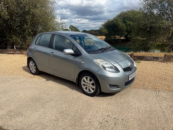 Used Toyota Yaris 2009 for sale - 79562790: Photo