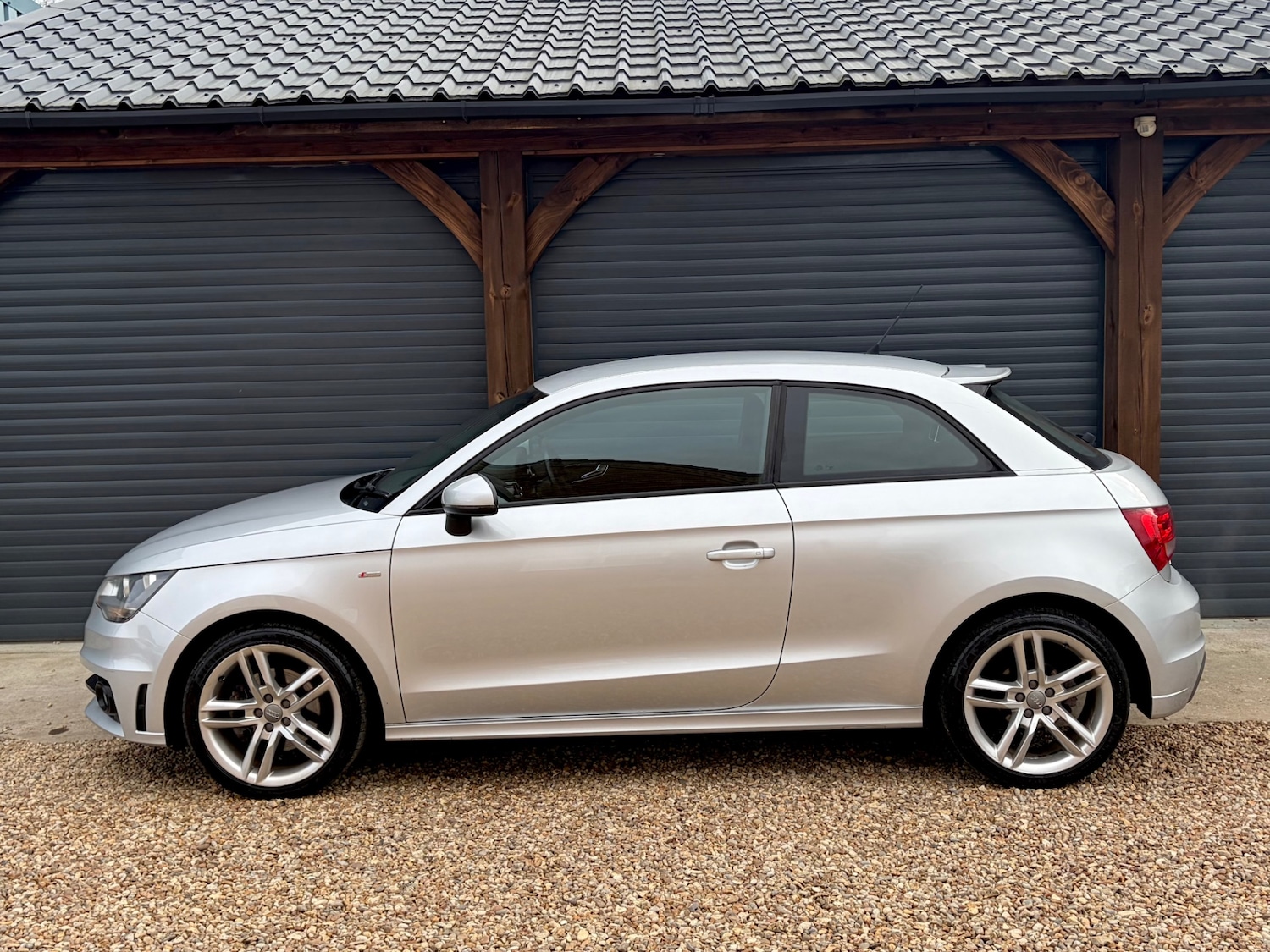 Used Audi A1 2011 for sale - 77735895: Photo 3