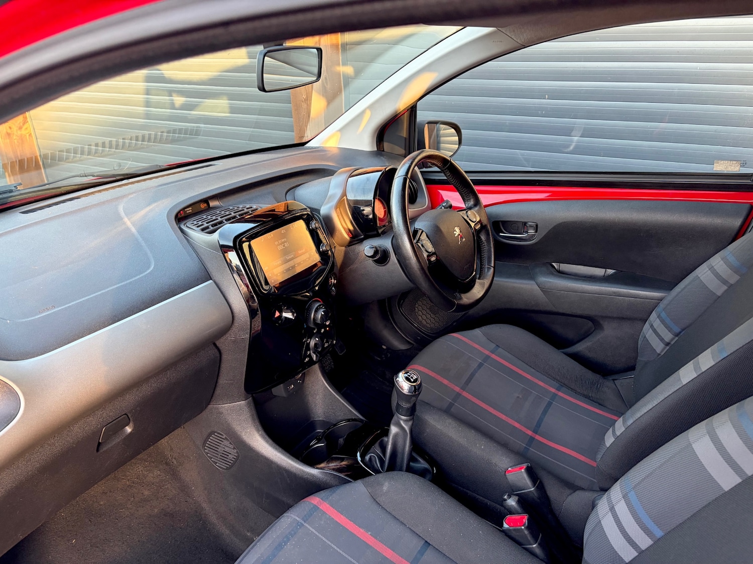 Used Peugeot 108 2015 for sale - 77127362: Photo 8