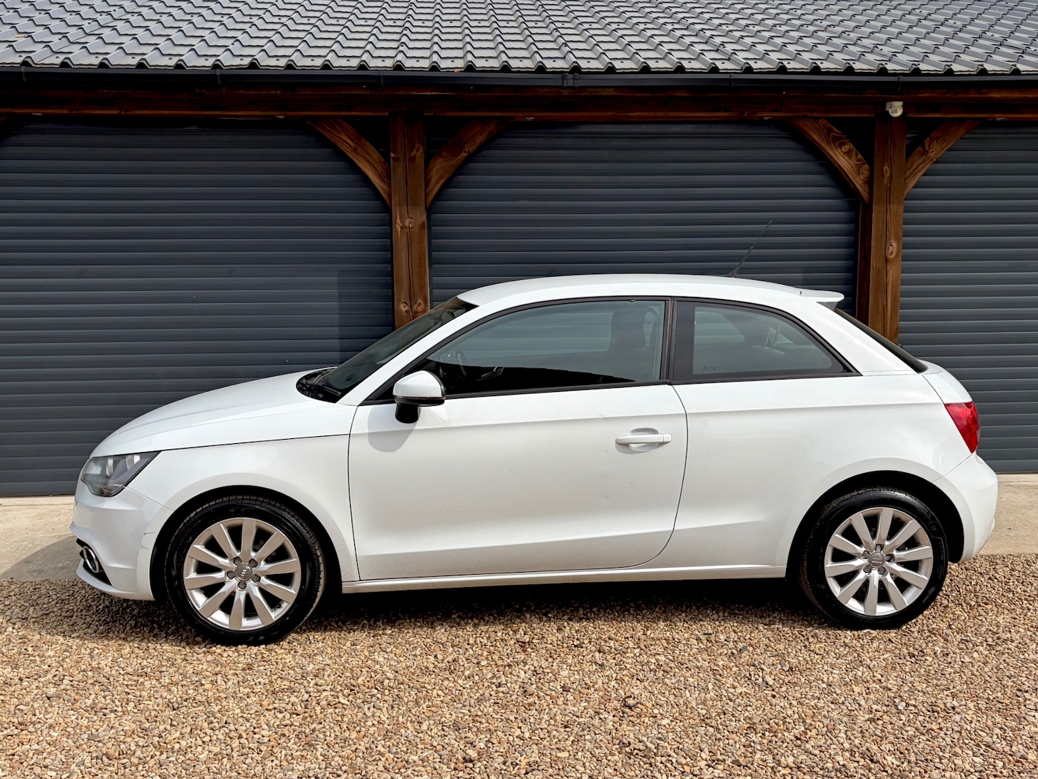 Used Audi A1 2011 for sale - 78183116: Photo 2
