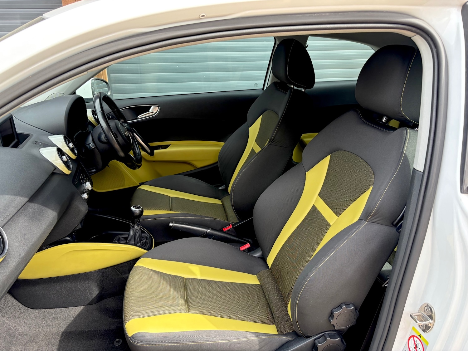 Used Audi A1 2011 for sale - 78183116: Photo 5