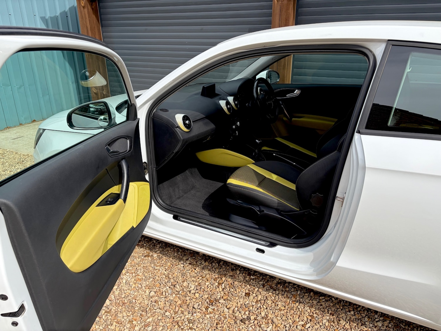 Used Audi A1 2011 for sale - 78183116: Photo 9