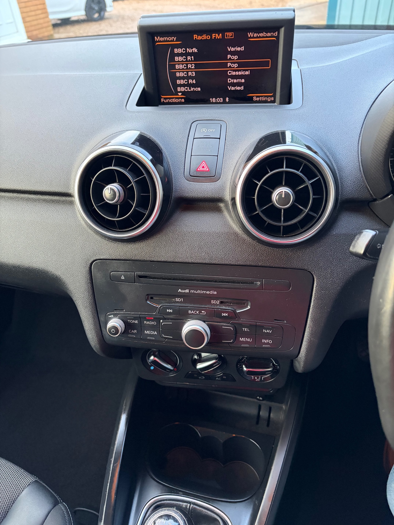 Used Audi A1 2011 for sale - 77381212: Photo 13