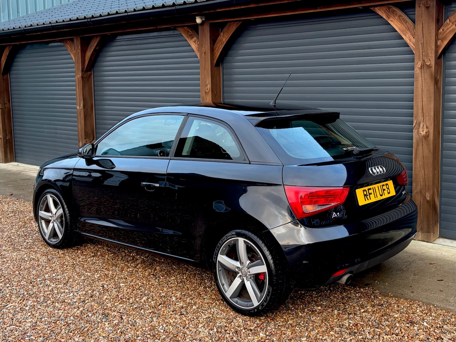 Used Audi A1 2011 for sale - 77381212: Photo 3