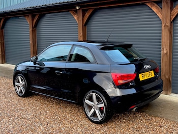 Used Audi A1 2011 for sale - 77381212: Photo
