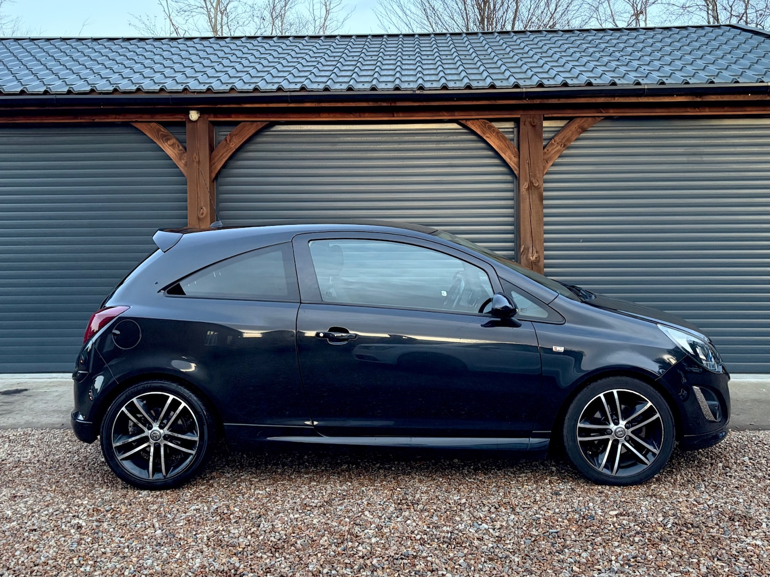 Used Vauxhall Corsa 2013 for sale - 77127767: Photo 3