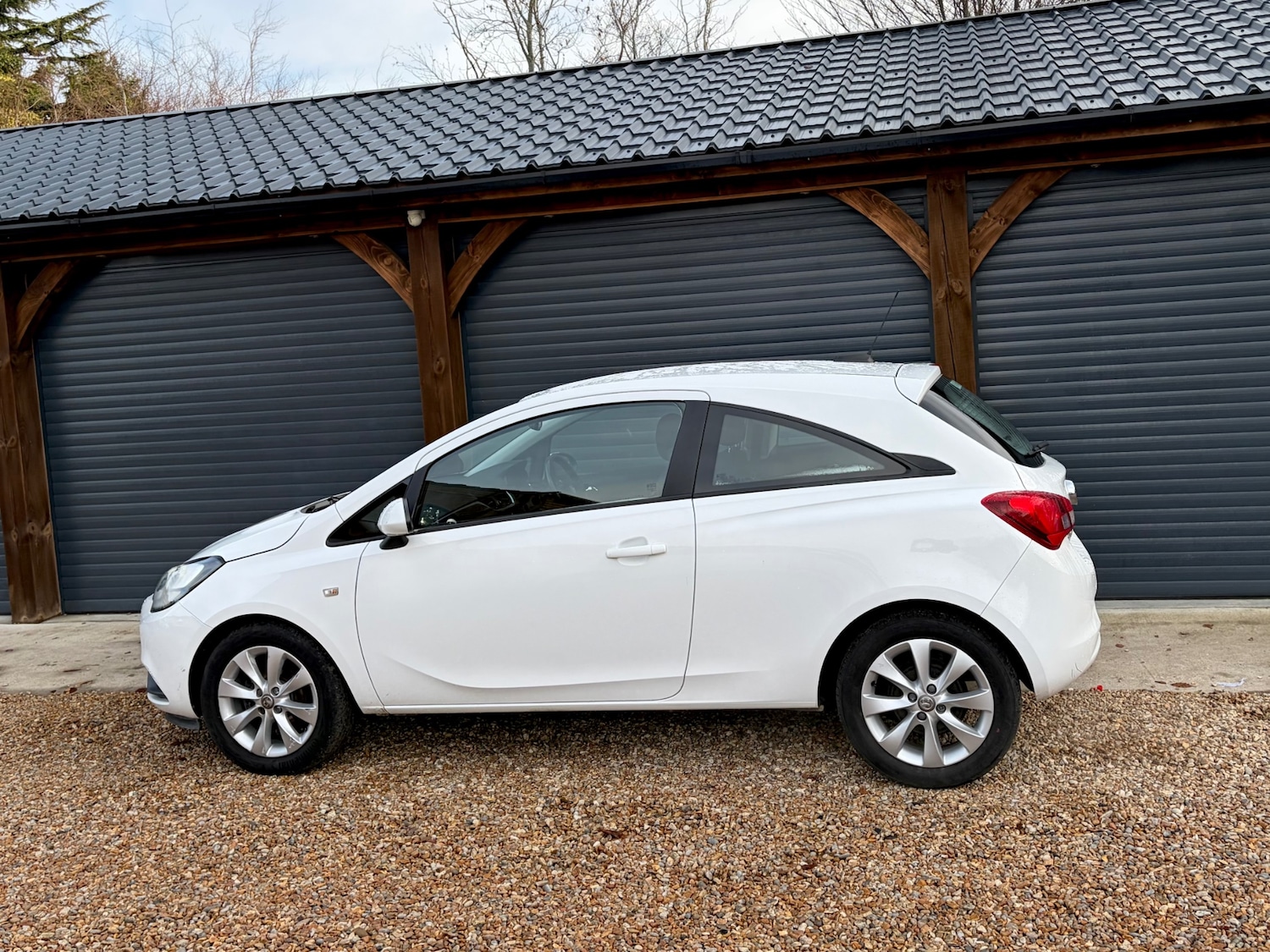 Used Vauxhall Corsa 2017 for sale - 77201651: Photo 3