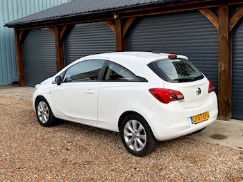 Used Vauxhall Corsa 2017 for sale - 77201651: Photo