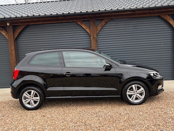 Used Volkswagen Polo 2017 for sale - 77008443: Photo