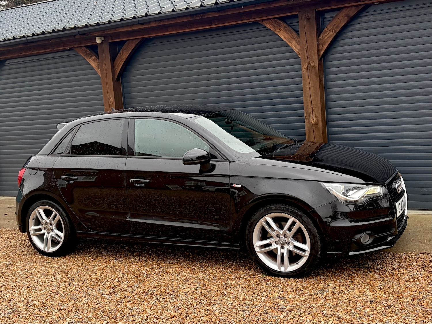 Used Audi A1 2013 for sale - 77399602: Photo 3