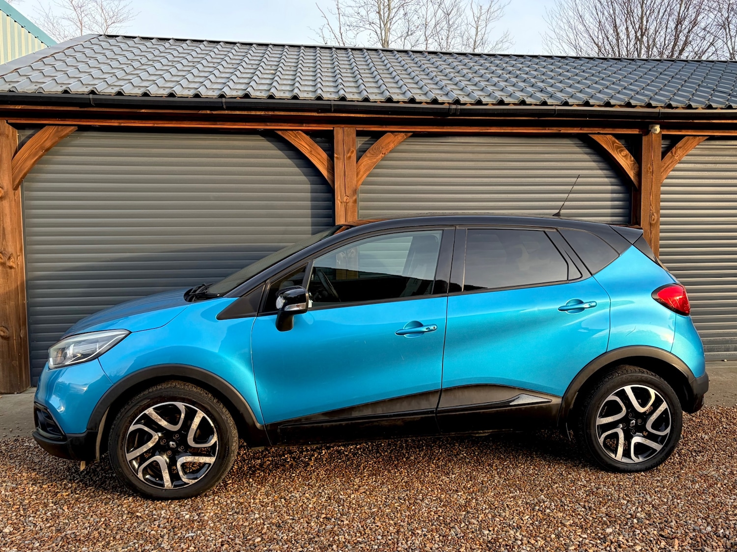 Used Renault Captur 2014 for sale - 77028170: Photo 3