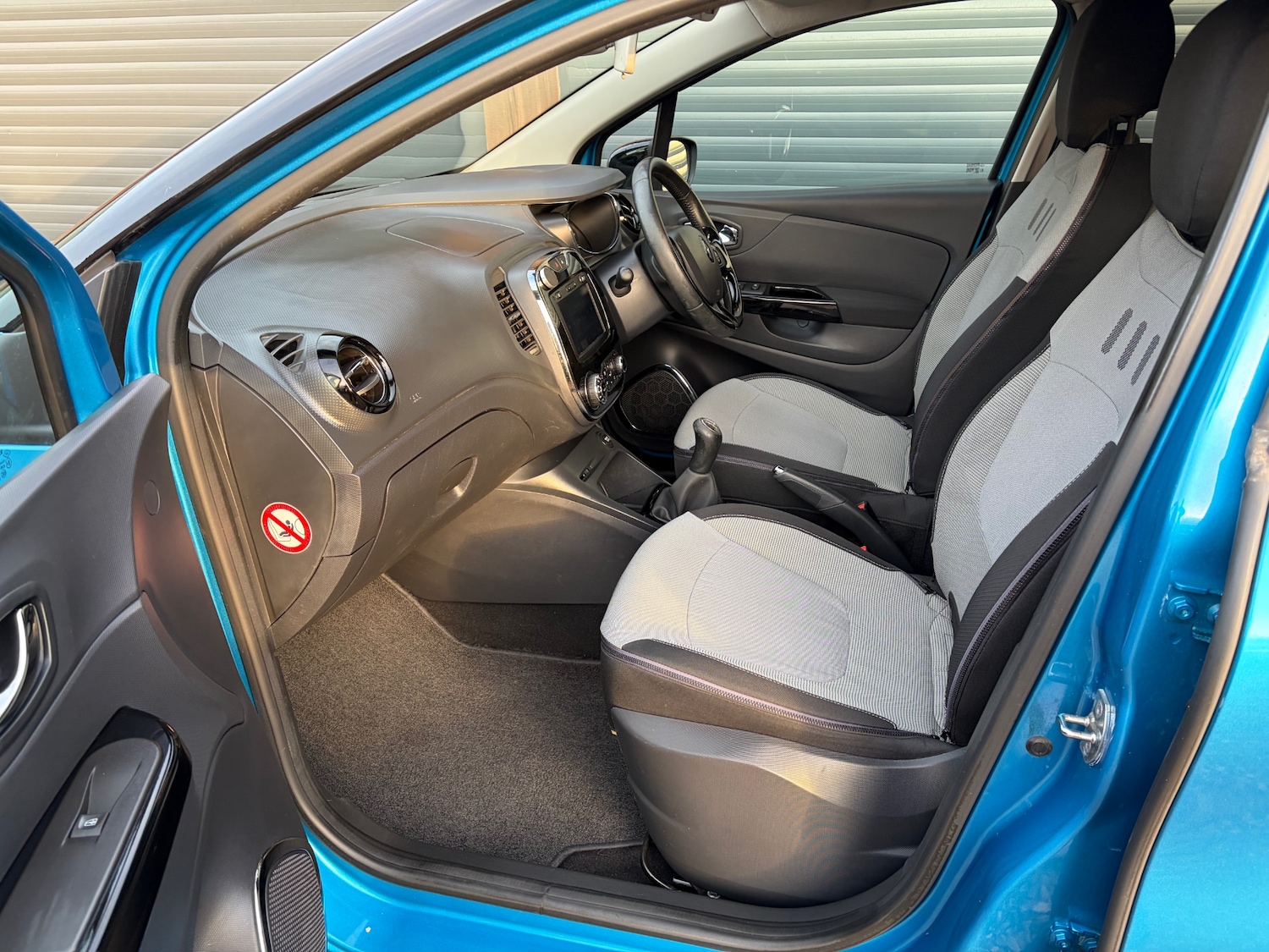 Used Renault Captur 2014 for sale - 77028170: Photo 7