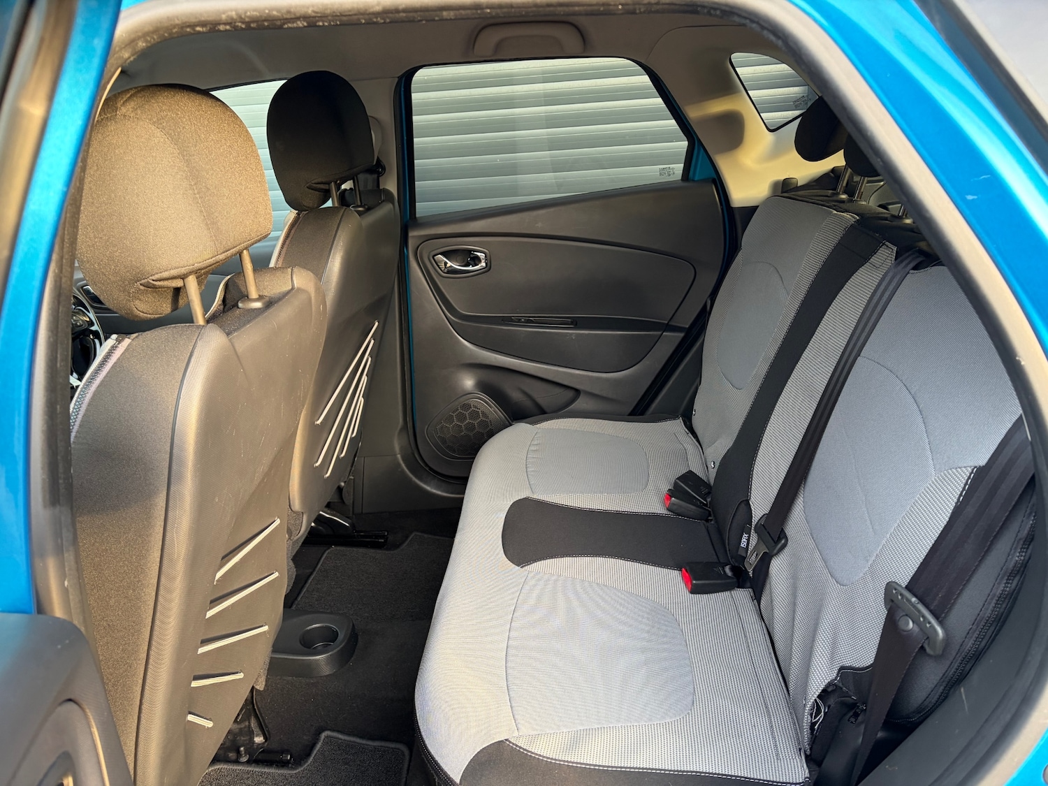 Used Renault Captur 2014 for sale - 77028170: Photo 8