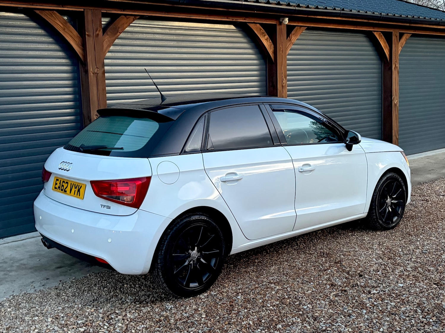 Used Audi A1 2012 for sale - 77127771: Photo 2