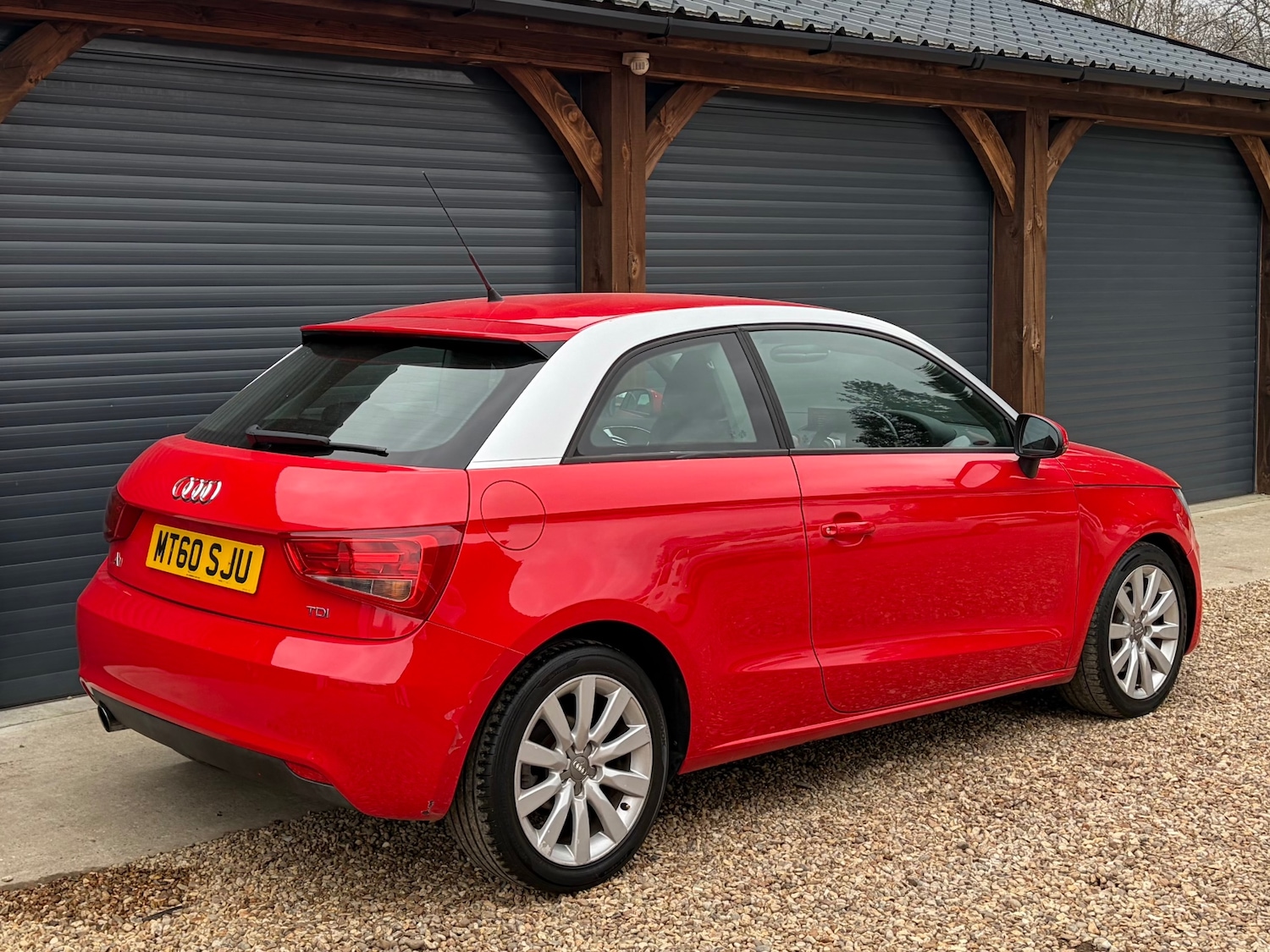 Used Audi A1 2010 for sale - 78084972: Photo 3