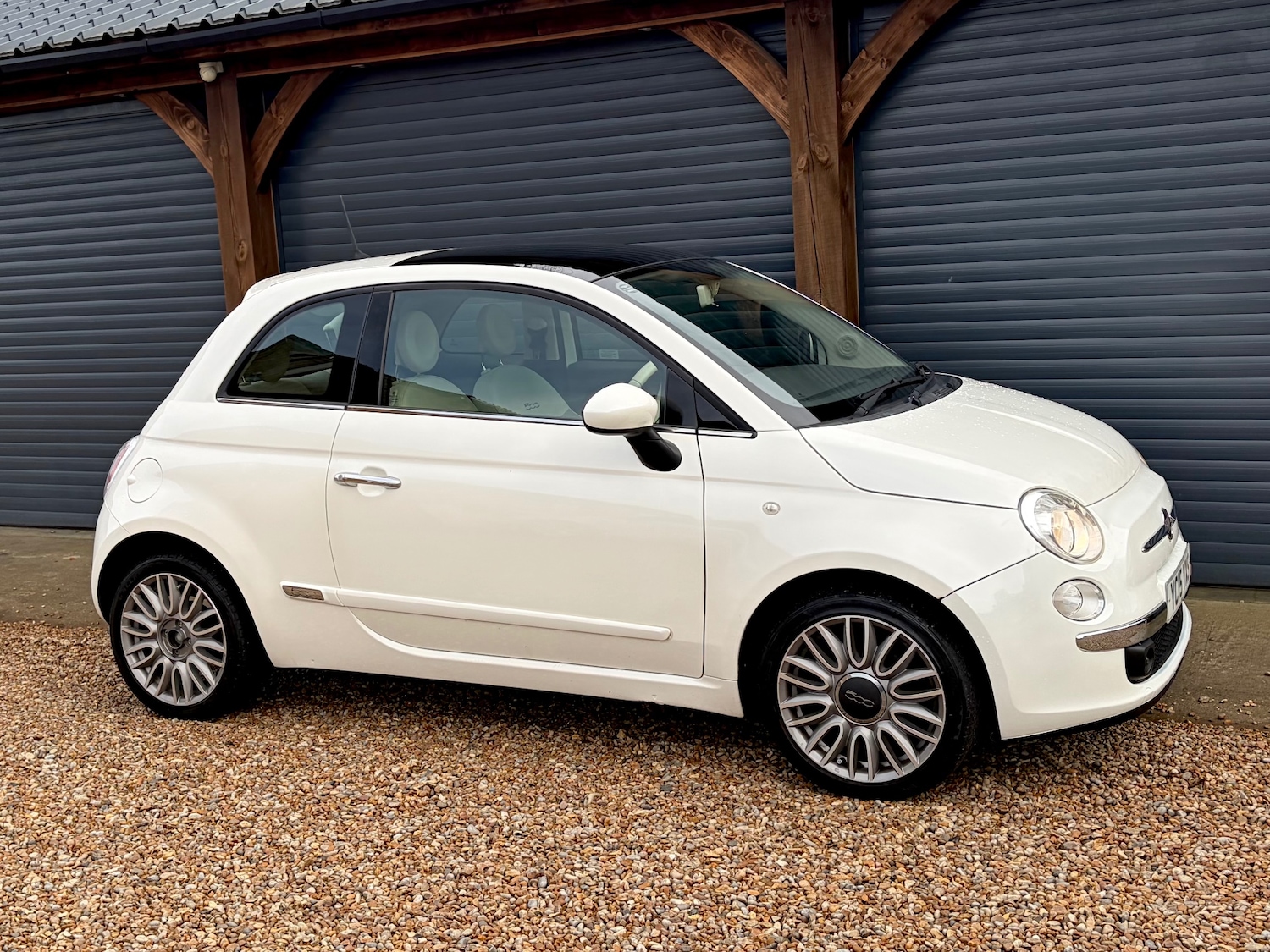 Used Fiat 500 2015 for sale - 77629284: Photo 2