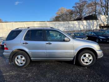 Used Mercedes-Benz M-Class 2002 for sale - 73236080: Photo