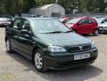 (03) - 1.6i 16v Club 5dr