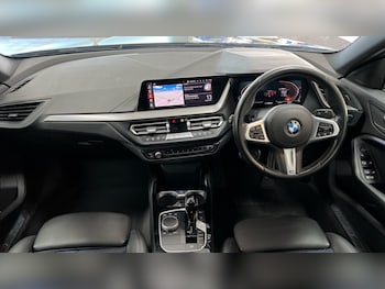 Used BMW 2 Series 2022 for sale - 76507733: Photo