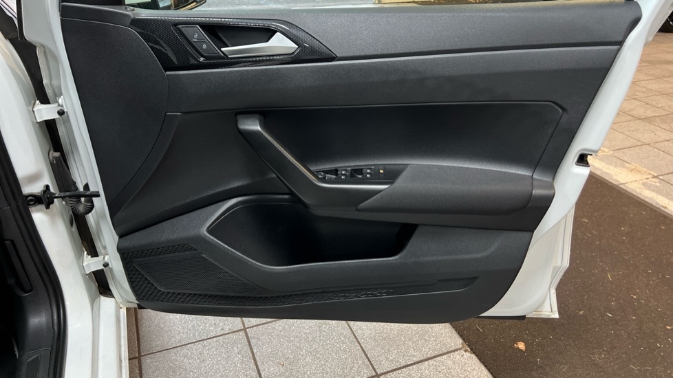 Used Volkswagen Polo 2022 for sale - 76563815: Photo 25