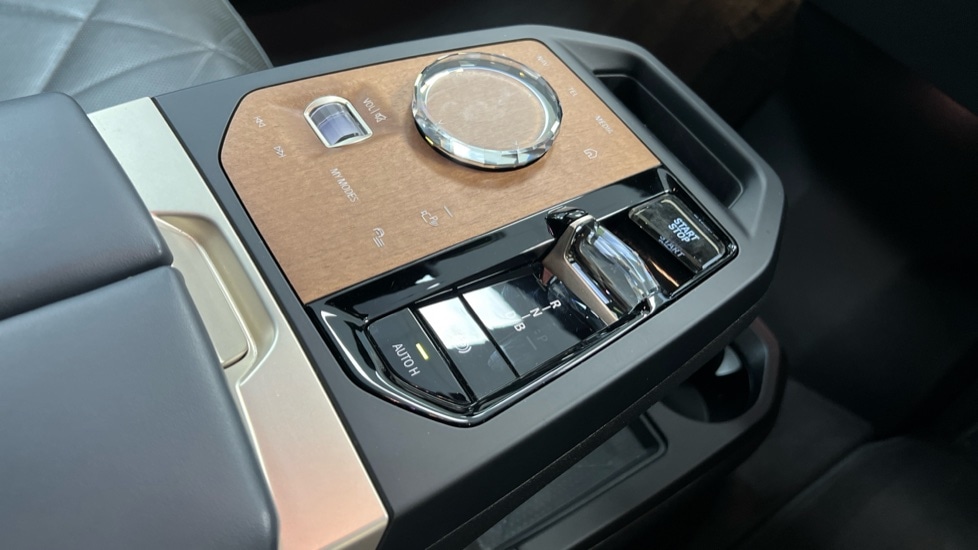 Used BMW iX 2022 for sale - 76788283: Photo 10