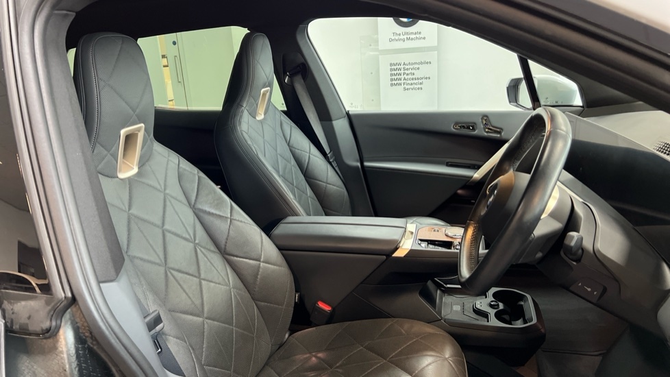 Used BMW iX 2022 for sale - 76788283: Photo 11