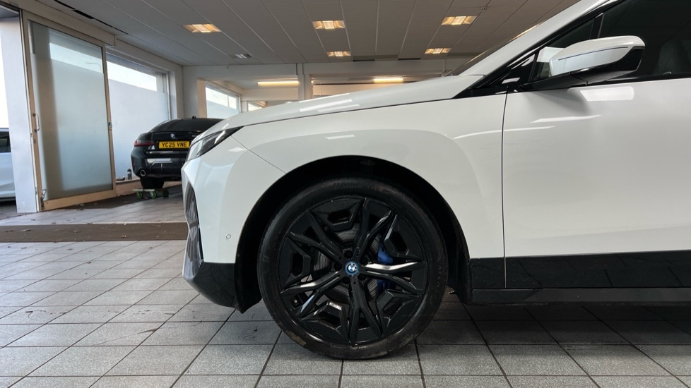 Used BMW iX 2022 for sale - 76788283: Photo 25